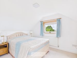 Photo 25- click for photo gallery